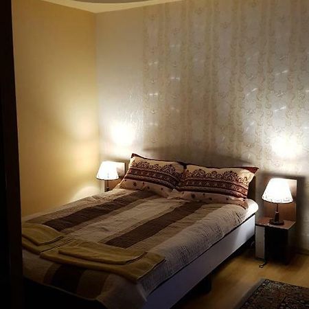 Apartament Near Center Petroszany Zewnętrze zdjęcie